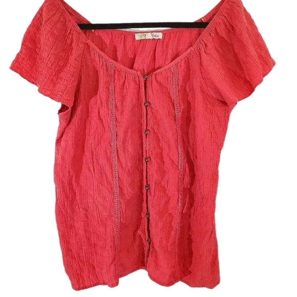 Rewind Red Button-Front Top - Picture 7 of 7